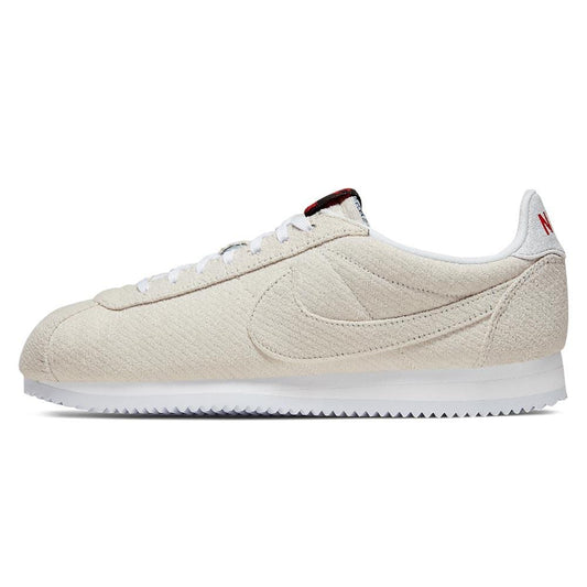 Stranger Things x Nike Cortez QS 'Upside Down' — UK 3 | EU 35.5 | US 3.5 — Front View