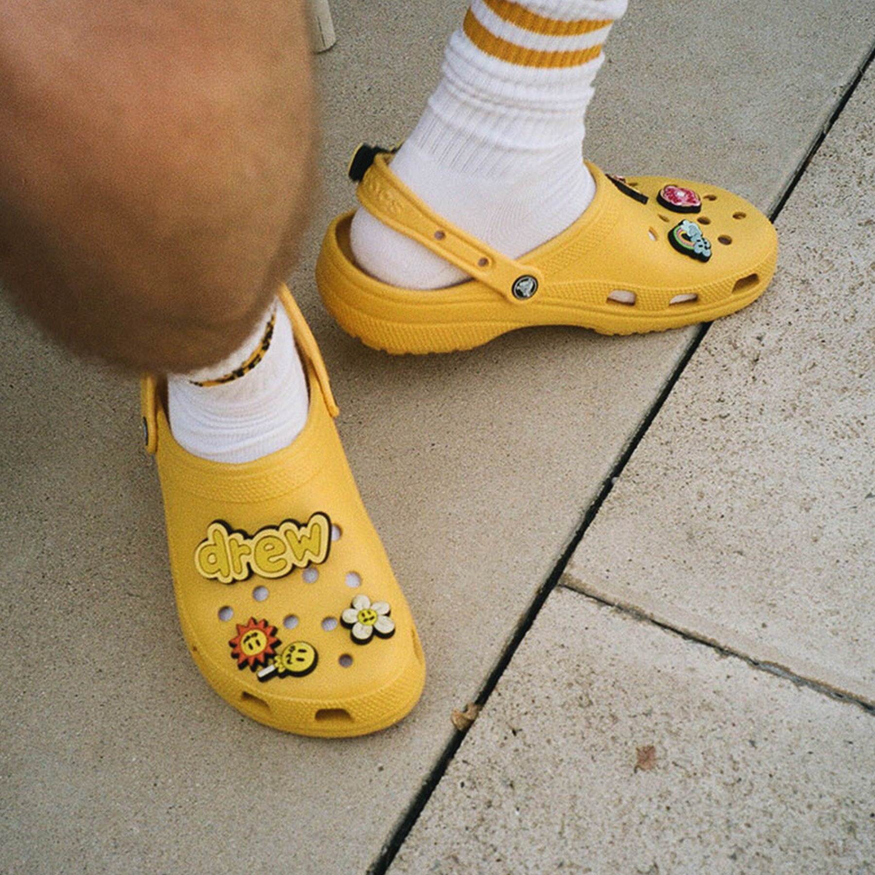 Justin Bieber x Crocs Classic Clog 'Drew' — UK 3 | EU 36-37 | US 4 — Lifestyle View