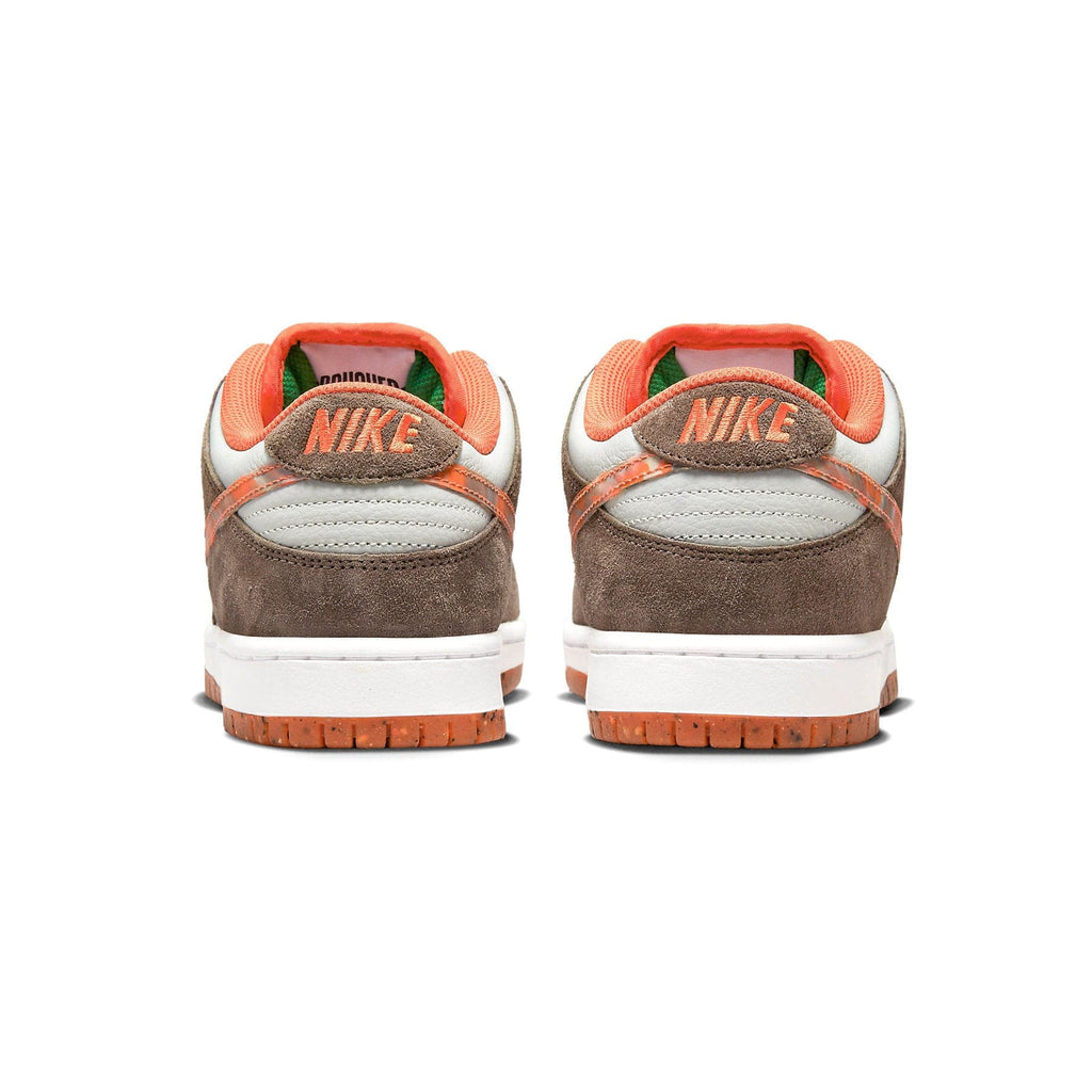 Crushed D.C. x Nike Dunk Low SB 'Golden Hour' — UK 3 | EU 35.5 | US 3.5 — Detail View