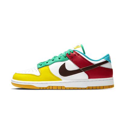 Nike Dunk Low SE GS 'Free.99 - White' — UK 13.5 | EU 32 | US 1Y — Front View