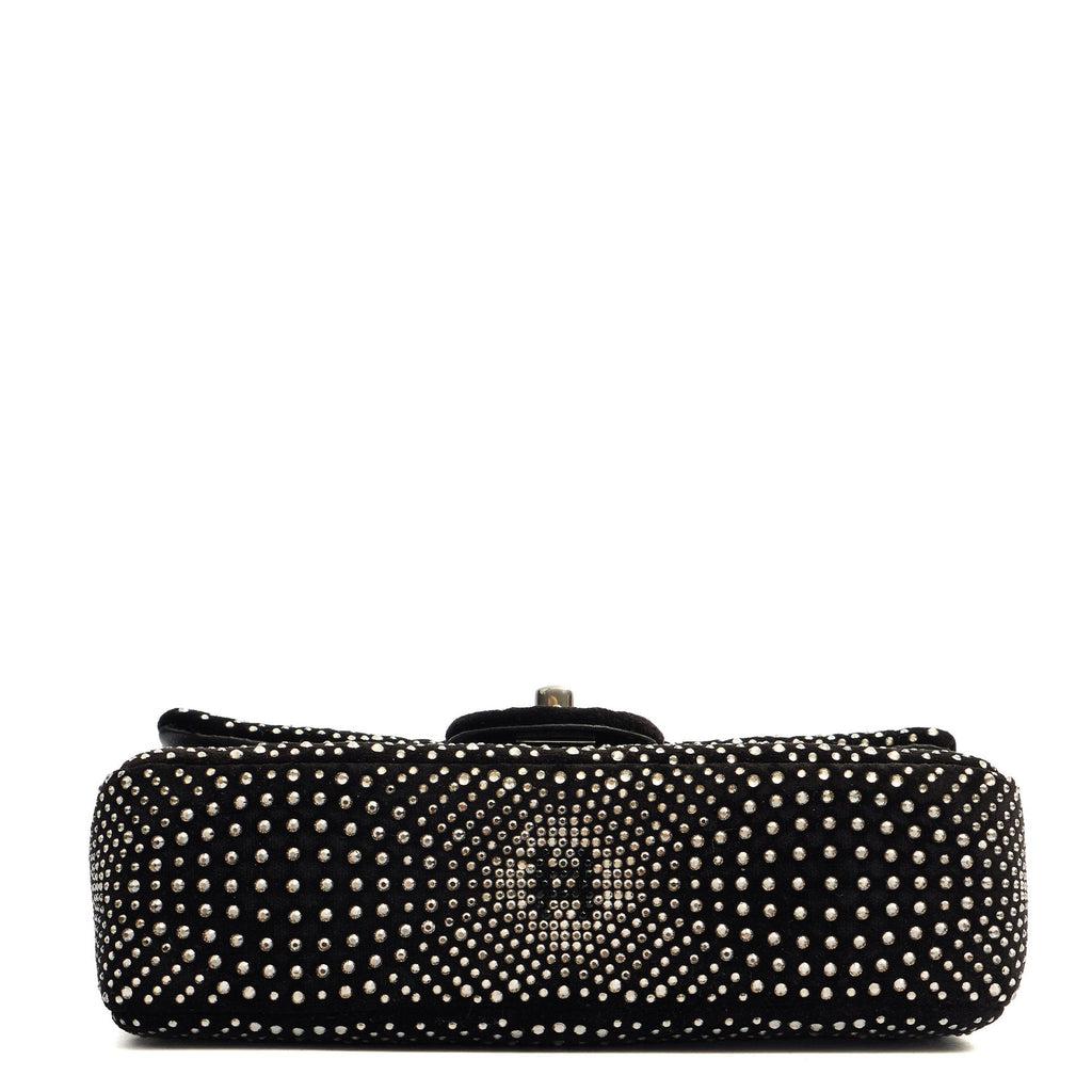 Chanel Shoulder Bag Flap Bag in Black, Velvet — Alternate View 22