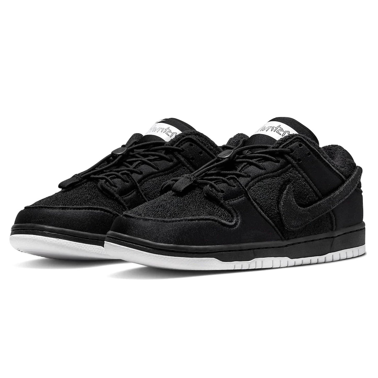 Gnarhunters x Nike Dunk Low SB 'Black' — UK 3 | EU 35.5 | US 3.5 — Side View