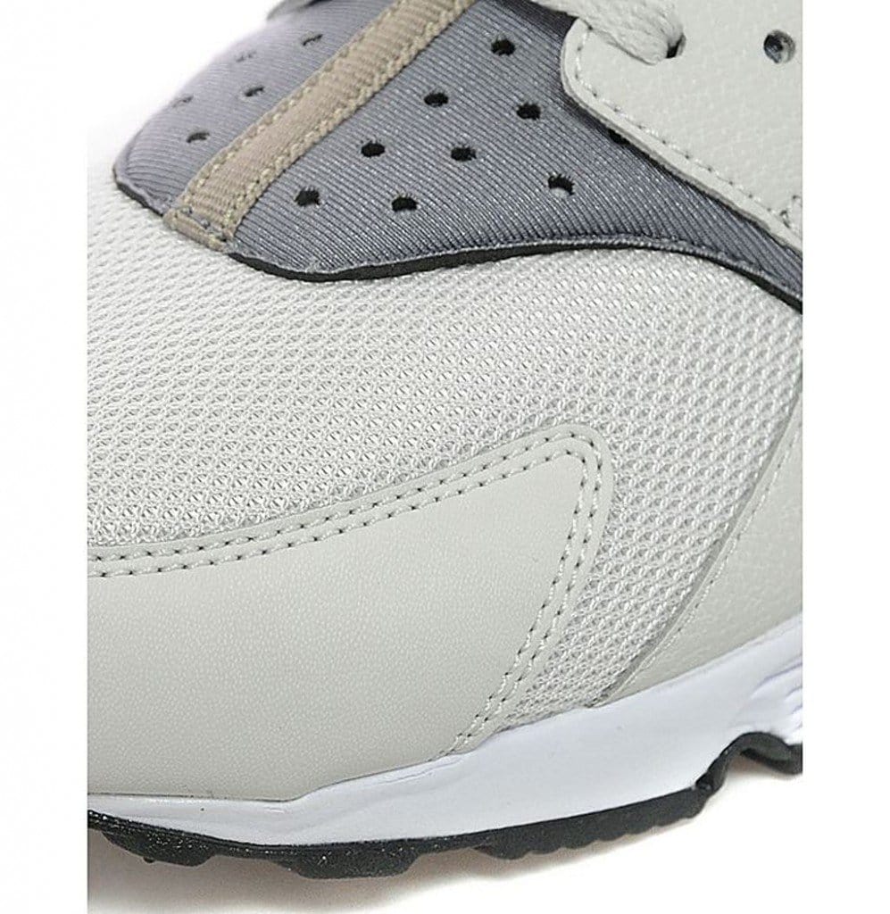 Nike Air Huarache "Light Ash Grey" — UK 3 | EU 35.5 | US 3.5 — Back View