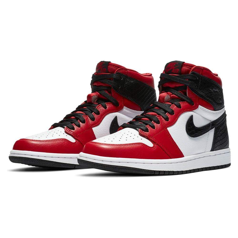 Air Jordan 1 Retro High Satin Snake Chicago (Wmns) — UK 2.5 | EU 35.5 | US 5 — Side View