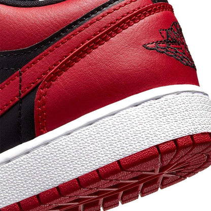 Air Jordan 1 GS Low Reverse Bred — UK 13.5 | EU 32 | US 1Y — Alternate View 7