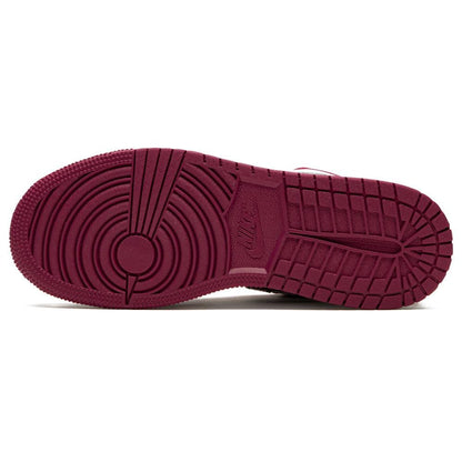 Air Jordan 1 Low GS 'Noble Red' — UK 13.5 | EU 32 | US 1Y — Detail View