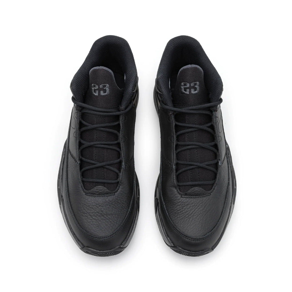 Air Jordan Max Aura 3 GS 'Black' — UK 13.5 | EU 32 | US 1Y — Back View