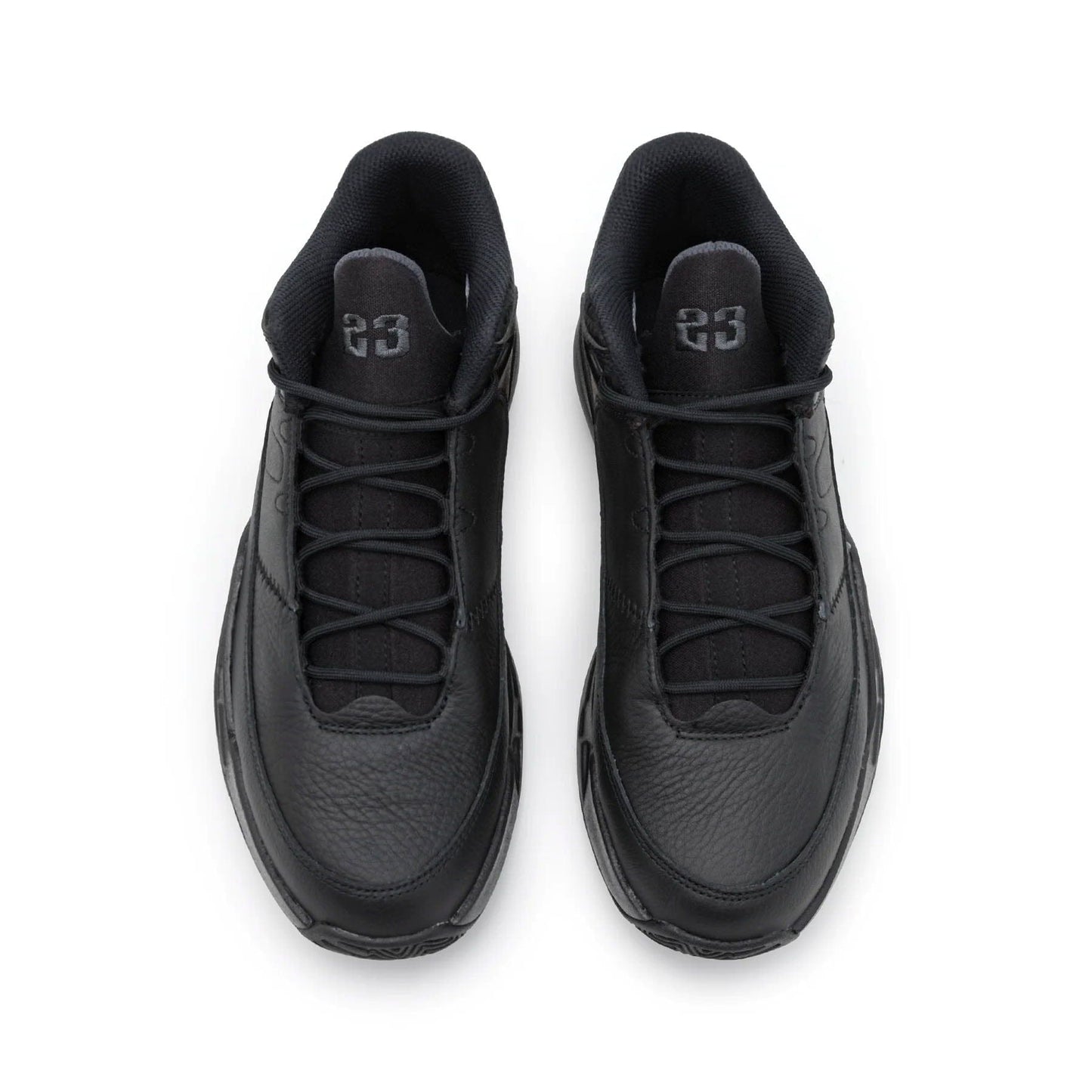 Air Jordan Max Aura 3 GS 'Black' — UK 13.5 | EU 32 | US 1Y — Back View
