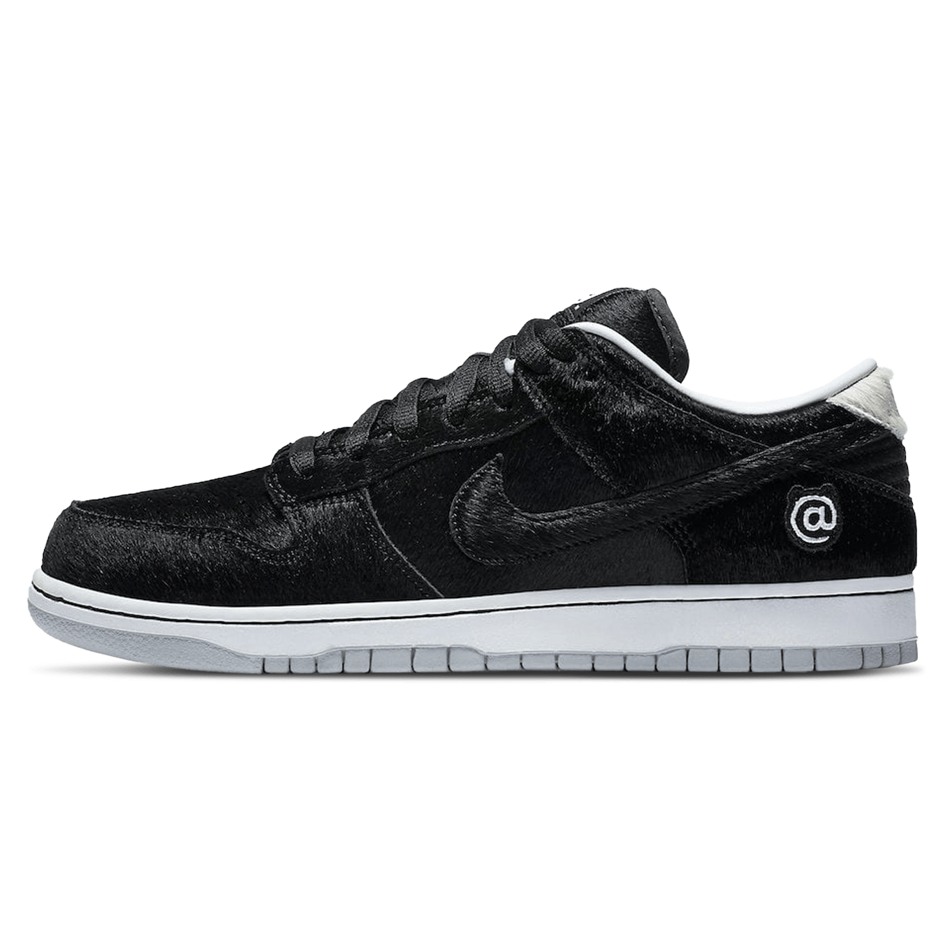 Medicom Toy x Dunk Low SB 'BE@RBRICK' — UK 3 | EU 35.5 | US 3.5 — Front View