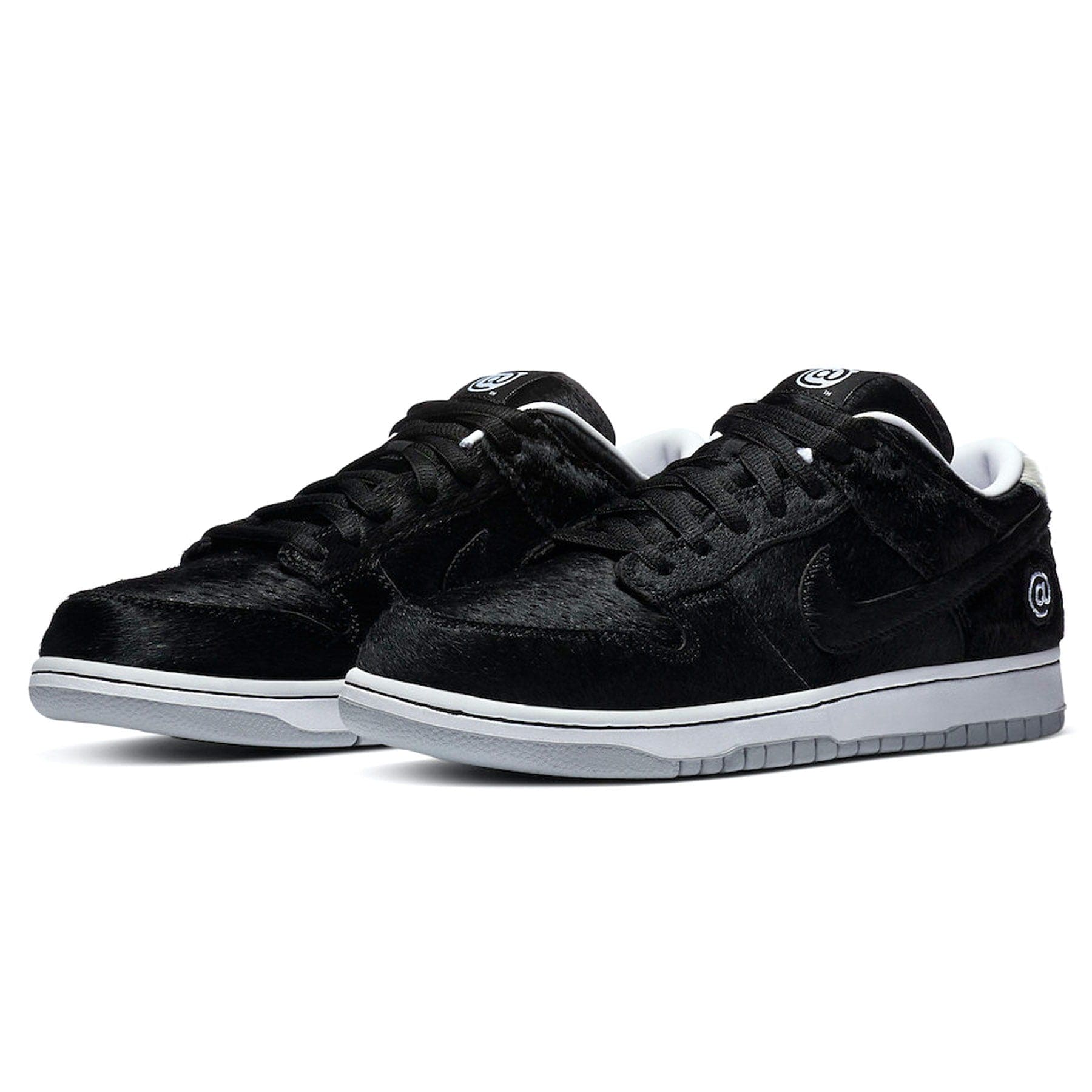 Medicom Toy x Dunk Low SB 'BE@RBRICK' — UK 3 | EU 35.5 | US 3.5 — Side View