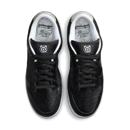 Medicom Toy x Dunk Low SB 'BE@RBRICK' — UK 3 | EU 35.5 | US 3.5 — Back View