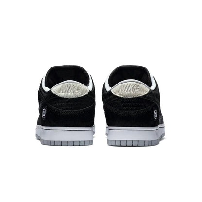 Medicom Toy x Dunk Low SB 'BE@RBRICK' — UK 3 | EU 35.5 | US 3.5 — Top View