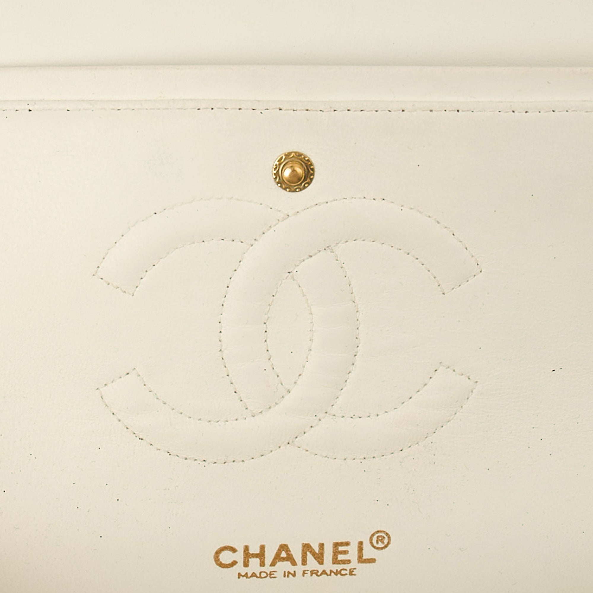 Classic Double Flap- Medium in White, Calfskin Leather With Gold Hardware — Alternate View 15