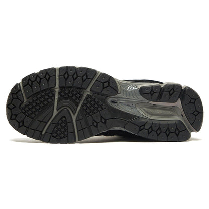 New Balance 2002R 'Black Dark Grey White' — UK 3.5 | EU 36 | US 4 — Detail View