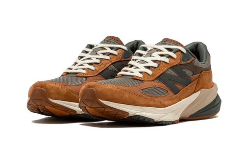 New Balance 990 V6 Carhartt WIP Sculpture Center
