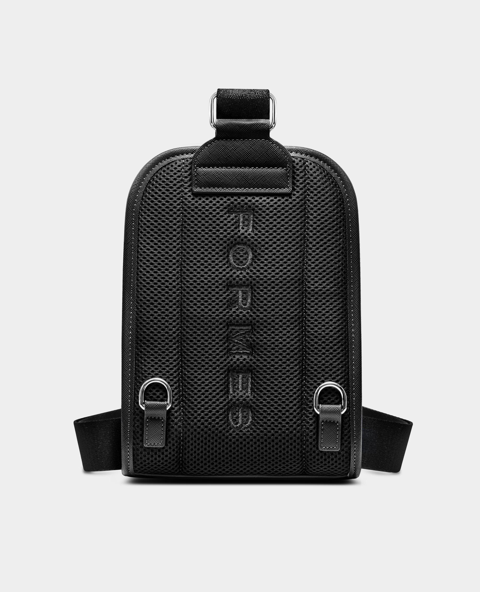 Formes Porto Sling Nero — Lifestyle View