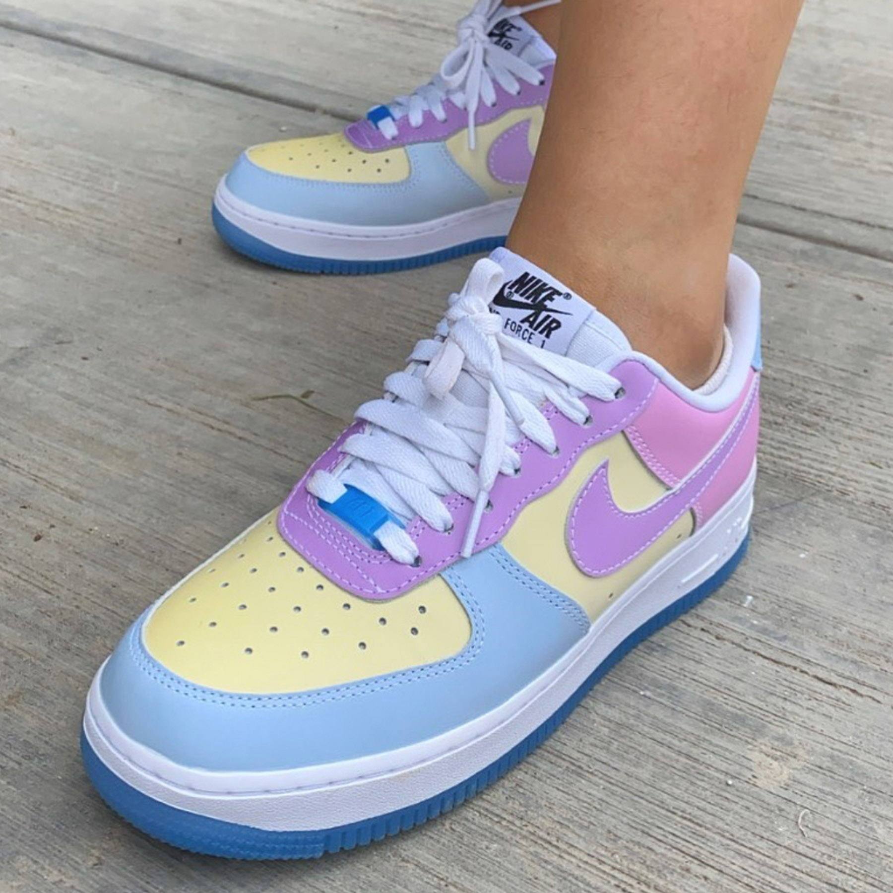 Nike Air Force 1 '07 LX Wmns 'UV Reactive' — UK 2.5 | EU 35.5 | US 5 — Alternate View 9