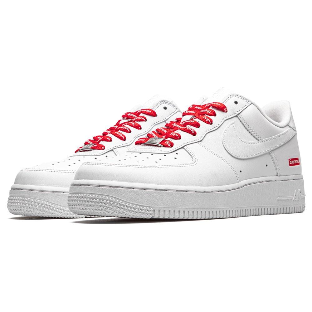 Supreme x Nike Air Force 1 Low 'Box Logo - White' — UK 3 | EU 35.5 | US 3.5 — Side View