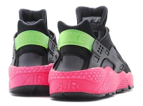 Nike Air Huarache 'Hyper Punch' — UK 3 | EU 35.5 | US 3.5 — Top View