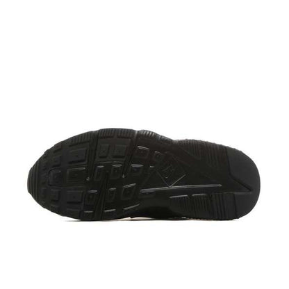 Nike Air Huarache Children "Triple Black" — UK 10C | EU 27.5 | US 10.5C — Detail View