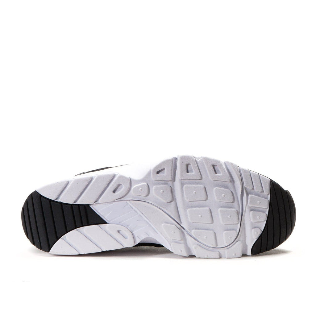 NIKE AIR TRAINER HUARACHE LOW (BLACK - WHITE) — UK 3 | EU 35.5 | US 3.5 — Top View