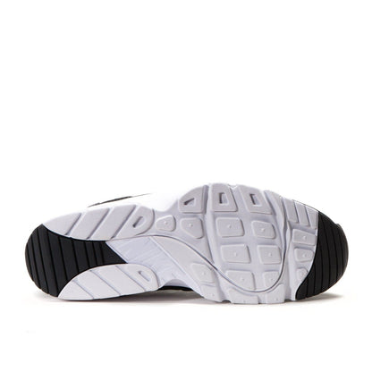 NIKE AIR TRAINER HUARACHE LOW (BLACK - WHITE) — UK 3 | EU 35.5 | US 3.5 — Top View