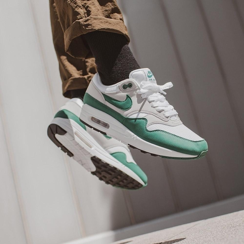 Nike Air Max 1 Anniversary 'Hunter Green' — UK 3 | EU 35.5 | US 3.5 — Alternate View 7