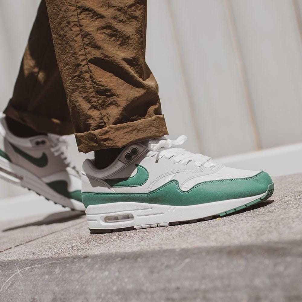 Nike Air Max 1 Anniversary 'Hunter Green' — UK 3 | EU 35.5 | US 3.5 — Alternate View 8
