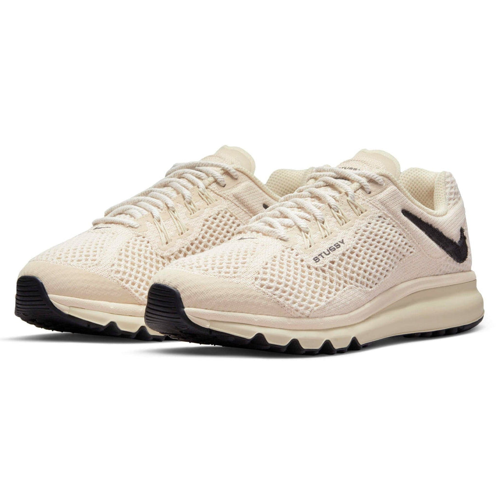 Stussy x Air Max 2013 'Fossil' — UK 3 | EU 35.5 | US 3.5 — Side View