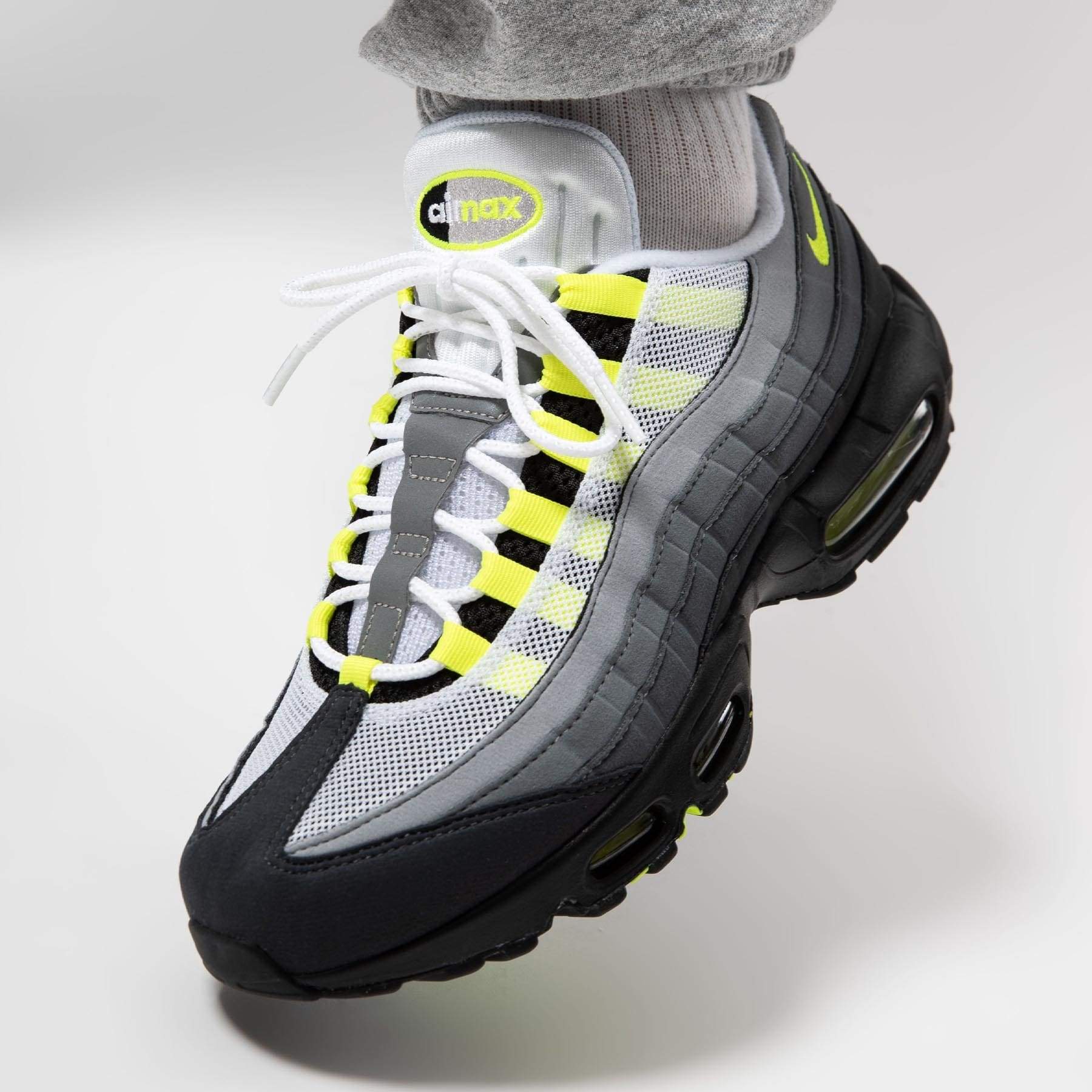 Nike Air Max 95 OG 'Neon' 2020 — UK 3 | EU 35.5 | US 3.5 — Alternate View 8