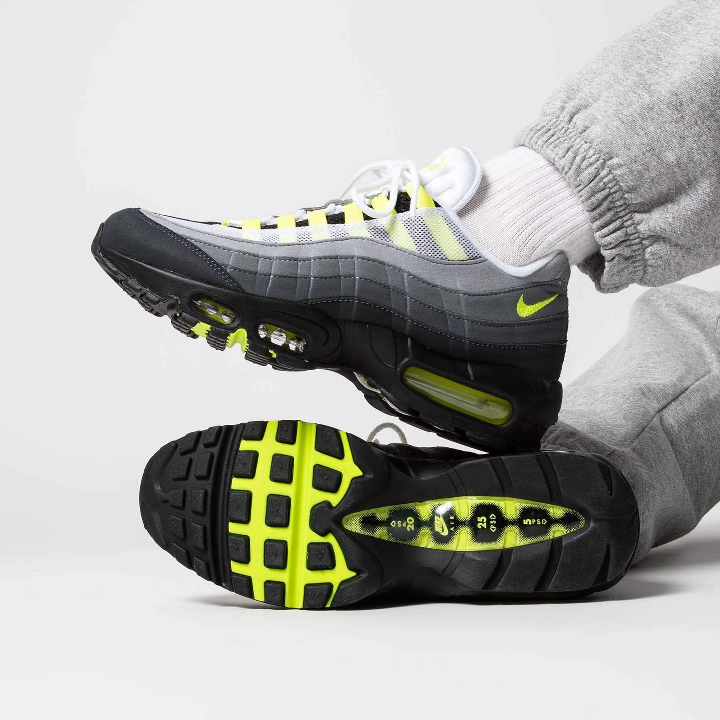 Nike Air Max 95 OG 'Neon' 2020 — UK 3 | EU 35.5 | US 3.5 — Alternate View 7