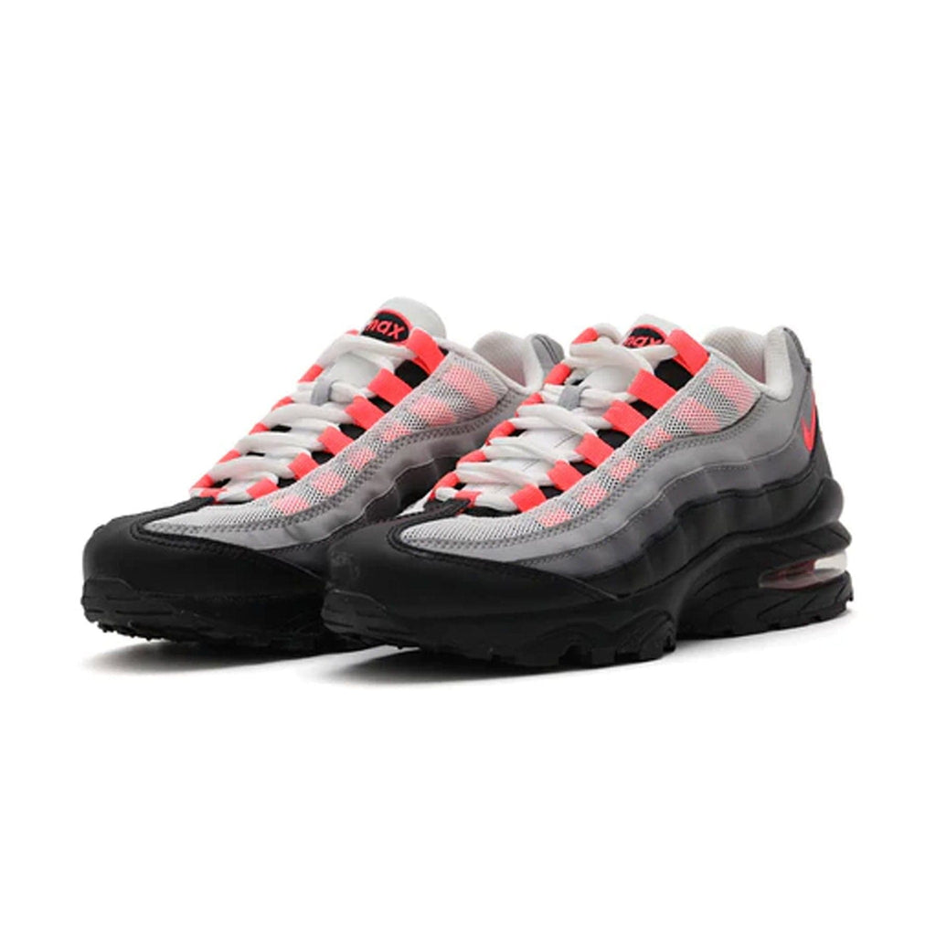 Nike Air Max 95 GS 'Solar Red' — UK 13.5 | EU 32 | US 1Y — Side View