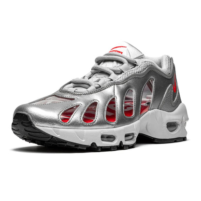 Nike x Supreme Air Max 96 'Metallic Silver' — UK 3 | EU 35.5 | US 3.5 — Top View