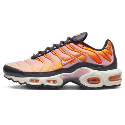 Nike Air Max Plus Wmns 'Magma Orange Soft Pink' — UK 2.5 | EU 35.5 | US 5 — Front View