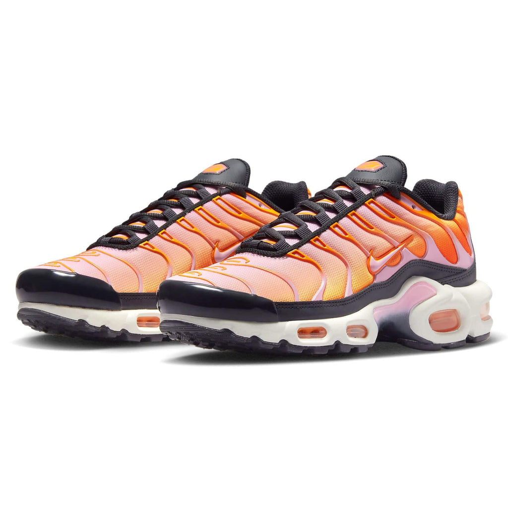 Nike Air Max Plus Wmns 'Magma Orange Soft Pink' — UK 2.5 | EU 35.5 | US 5 — Side View