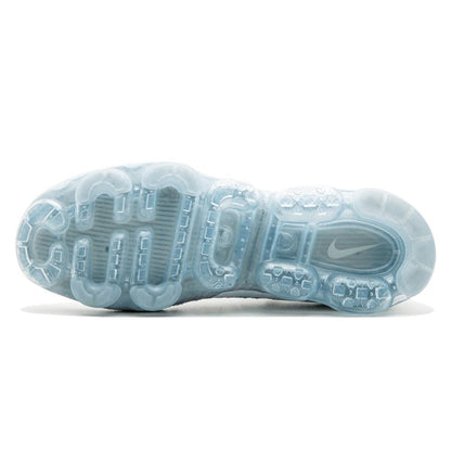 Nike Air Vapormax Flyknit Pure Platinum-White — UK 3 | EU 35.5 | US 3.5 — Detail View