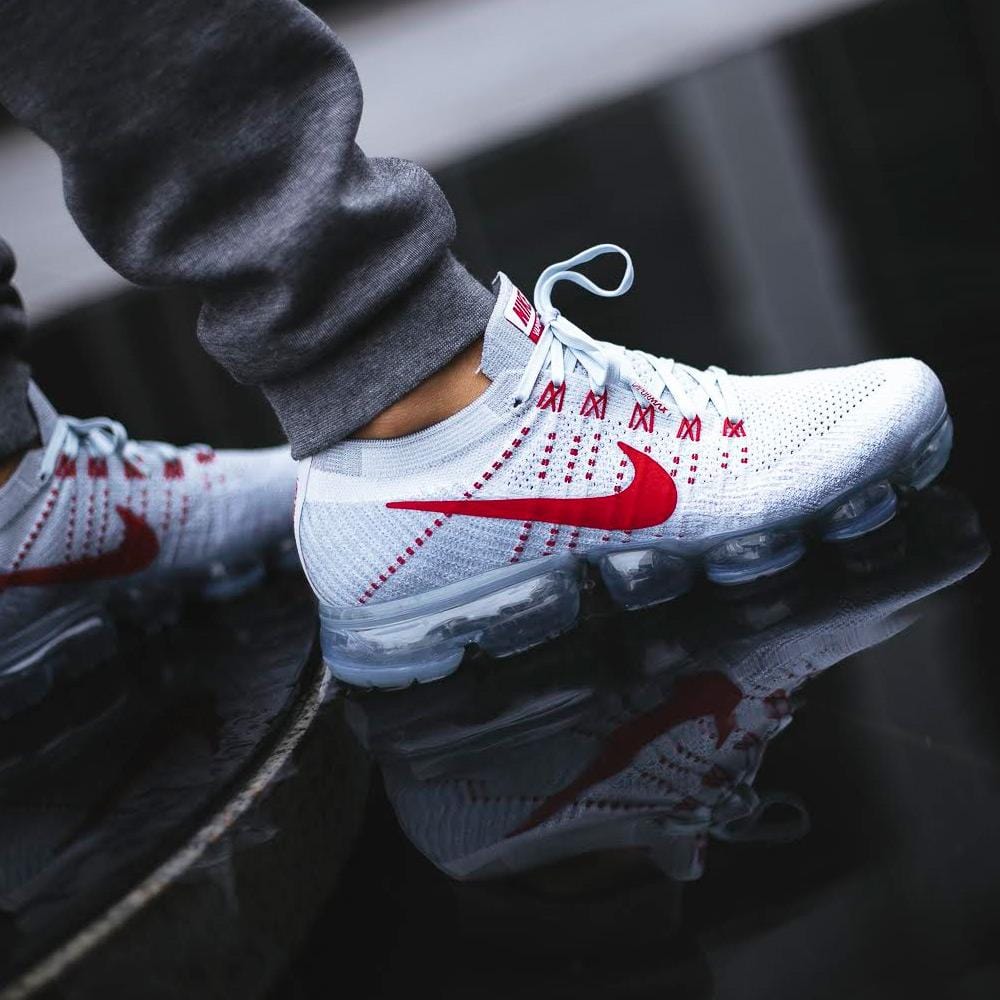 Nike Air Vapormax Flyknit Pure Platinum-University Red — UK 3 | EU 35.5 | US 3.5 — Alternate View 8