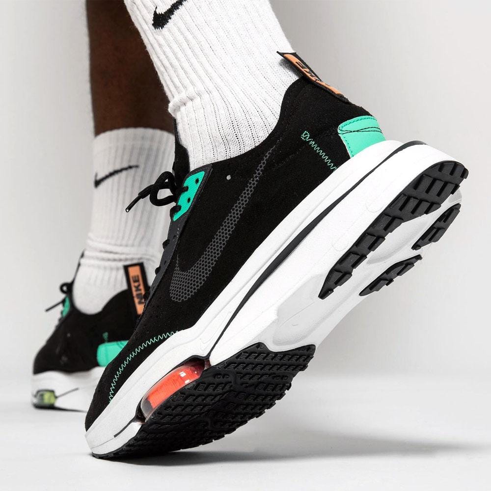 Nike Air Zoom-Type 'Black Menta' — UK 3 | EU 35.5 | US 3.5 — Alternate View 7