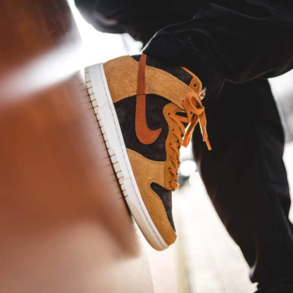 Nike Dunk High Premium 'Dark Russet' — UK 3 | EU 35.5 | US 3.5 — Alternate View 7