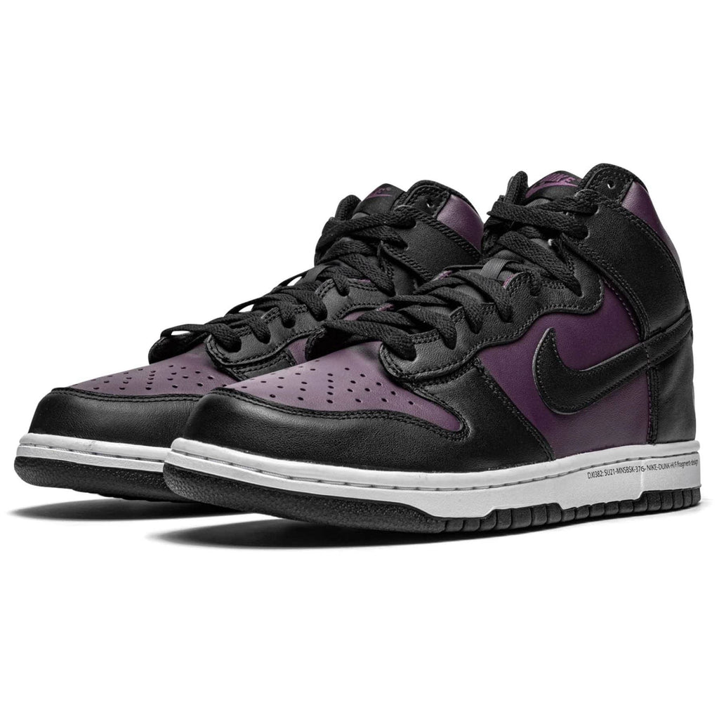 Fragment Design x Nike Dunk High ‘Beijing’ — UK 3 | EU 35.5 | US 3.5 — Side View