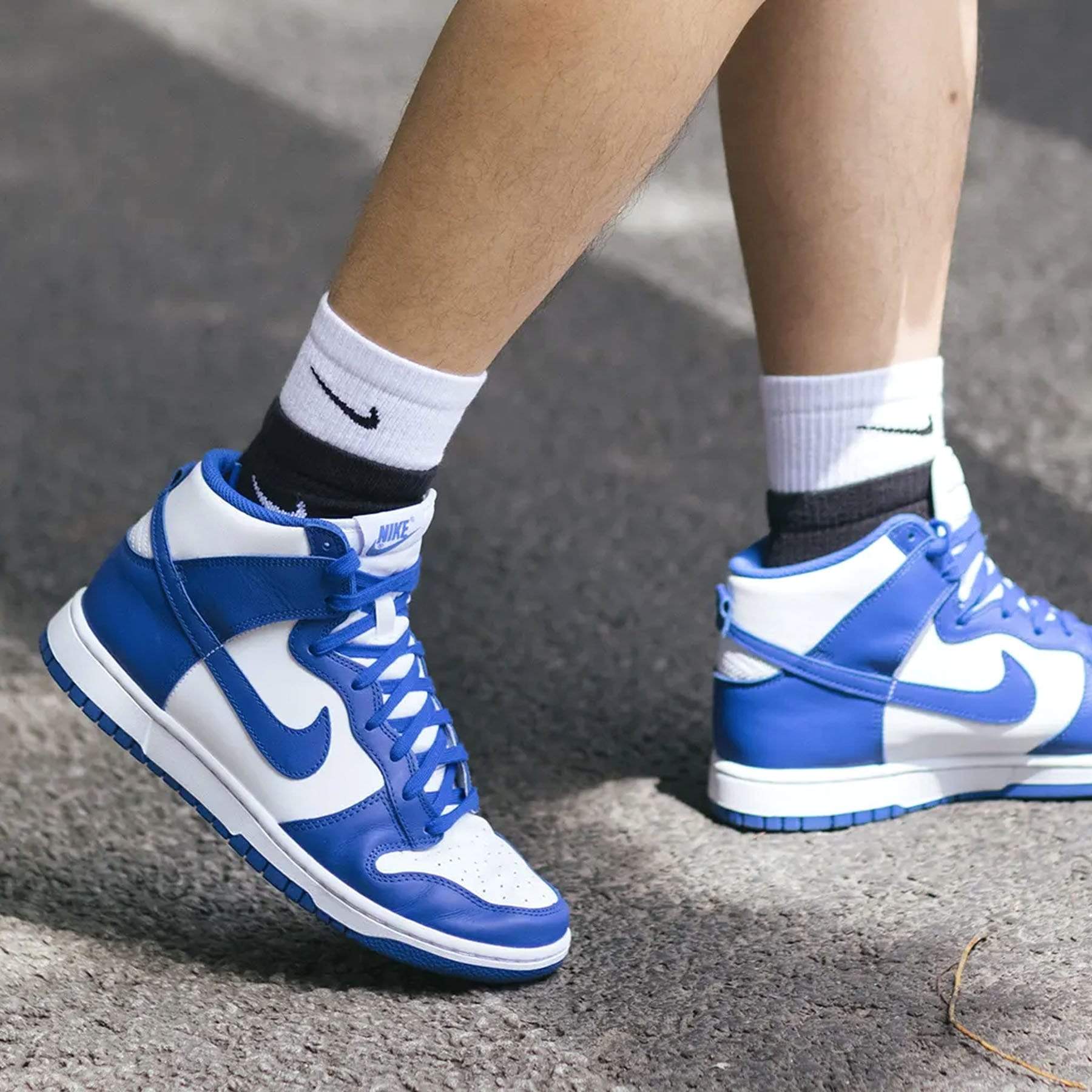 Nike Dunk High 'Kentucky' 2021 — UK 3 | EU 35.5 | US 3.5 — Lifestyle View