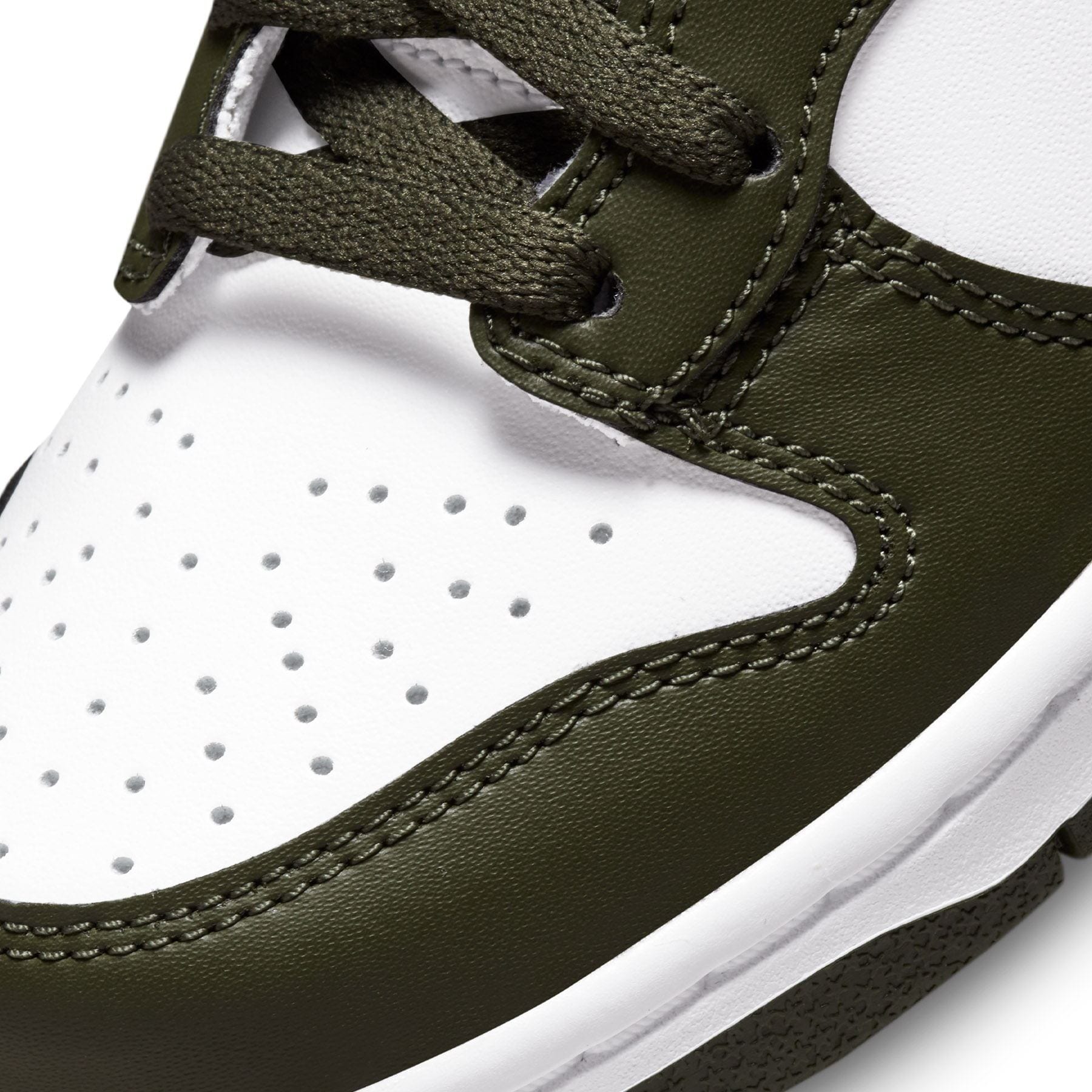 Nike Dunk High GS 'Cargo Khaki' — UK 13.5 | EU 32 | US 1Y — Lifestyle View