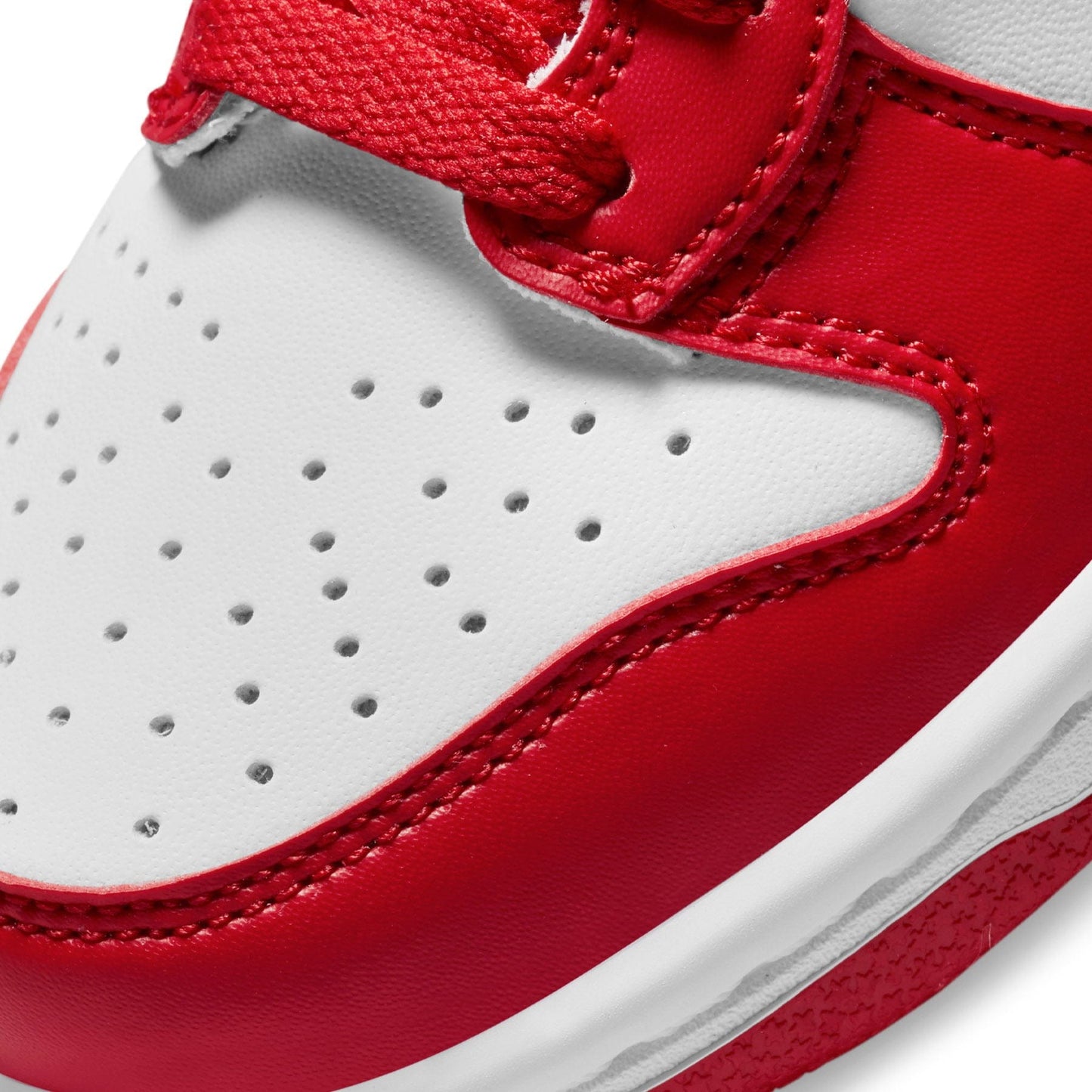 Nike Dunk High GS 'University Red' — UK 13.5 | EU 32 | US 1Y — Detail View
