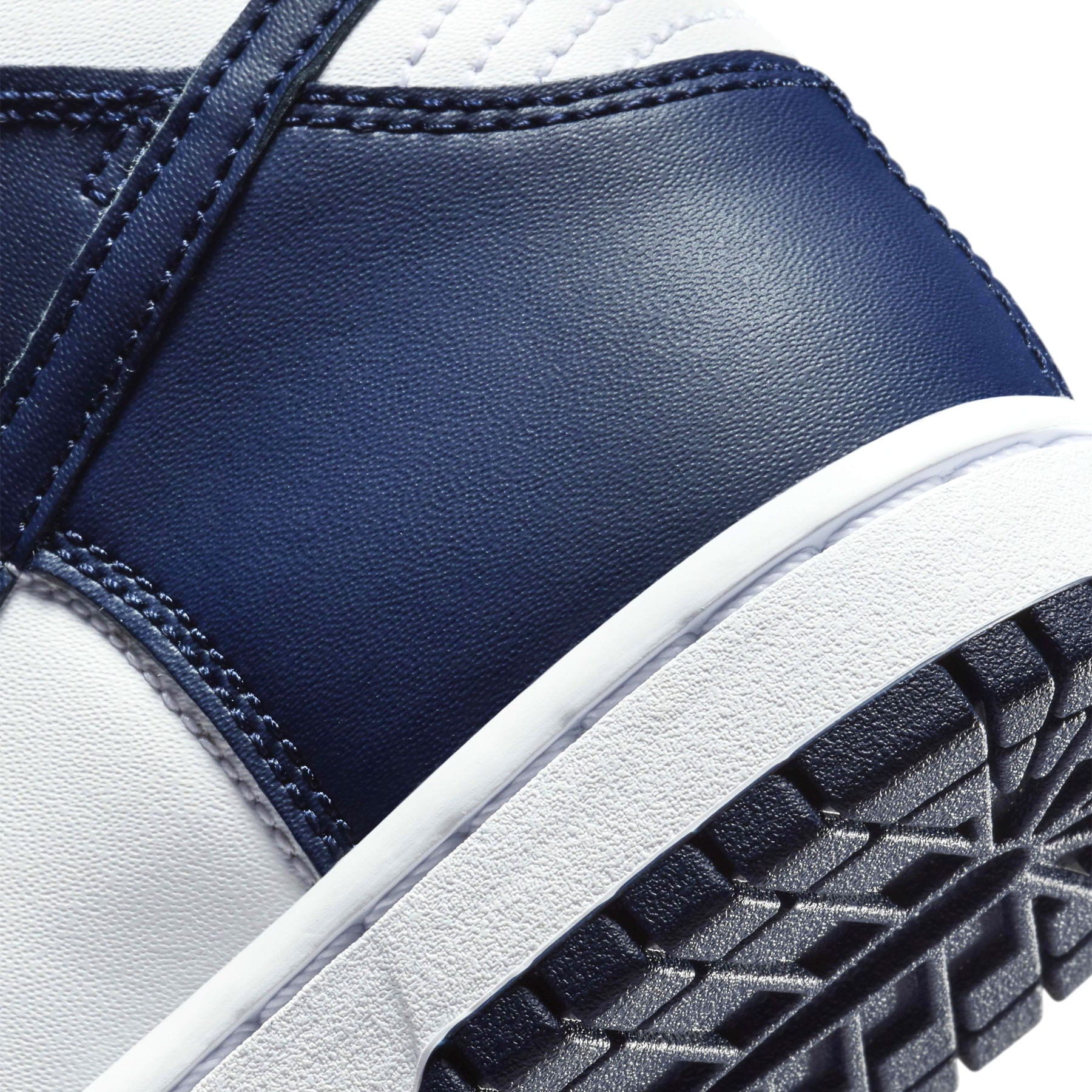 Nike Dunk High PS 'Midnight Navy' — UK 10C | EU 27.5 | US 10.5C — Alternate View 7