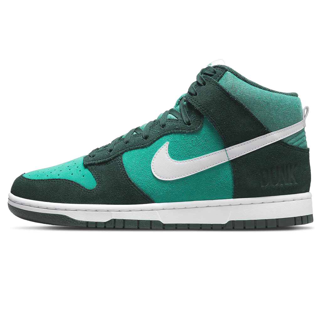 Nike Dunk High SE 'Athletic Club - Pro Green' — UK 3 | EU 35.5 | US 3.5 — Front View
