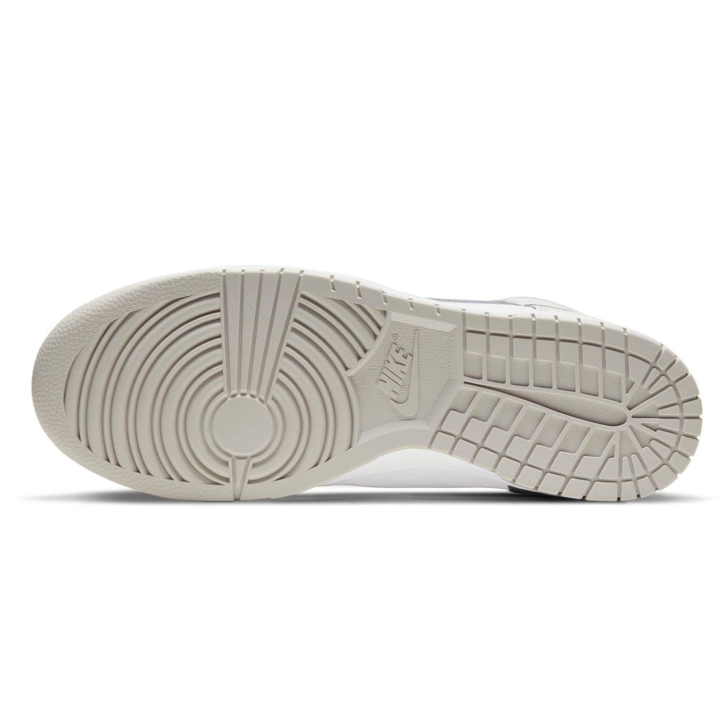 Nike Dunk High 'Vast Grey' — UK 3 | EU 35.5 | US 3.5 — Detail View