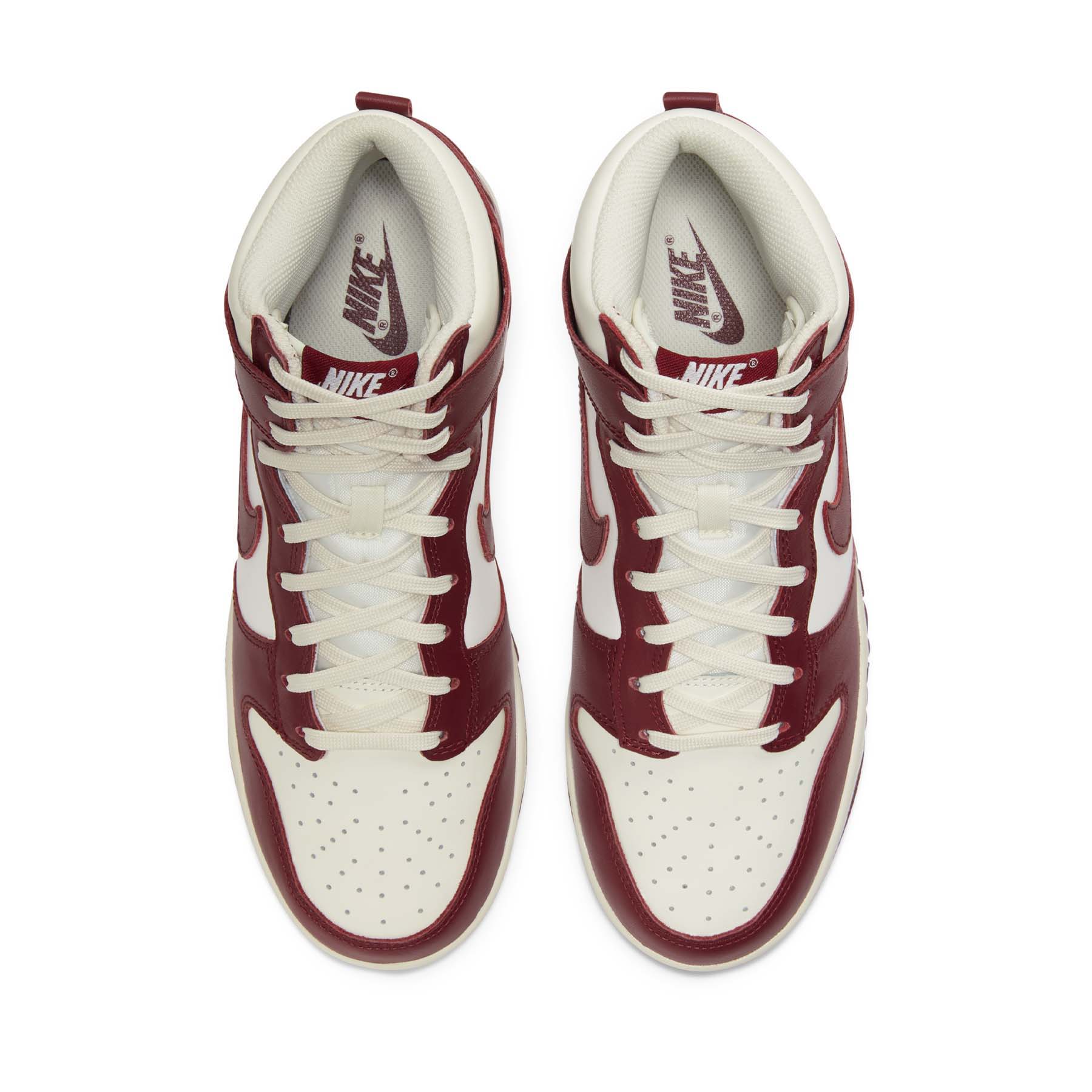 Nike Dunk High Wmns 'Team Red' — UK 2.5 | EU 35.5 | US 5 — Back View