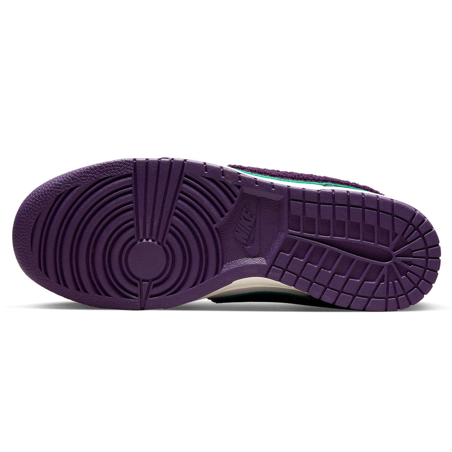 Nike Dunk Low 'Chenille Swoosh - Grand Purple' — UK 3 | EU 35.5 | US 3.5 — Detail View