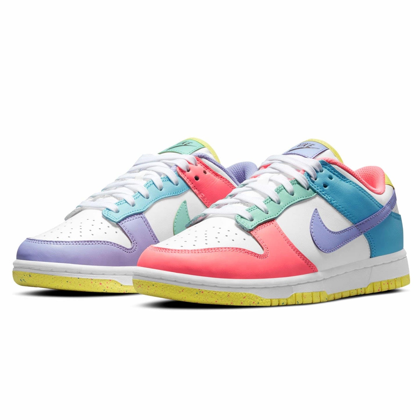 Nike Dunk Low SE WMNS 'Easter' — UK 2.5 | EU 35.5 | US 5 — Side View