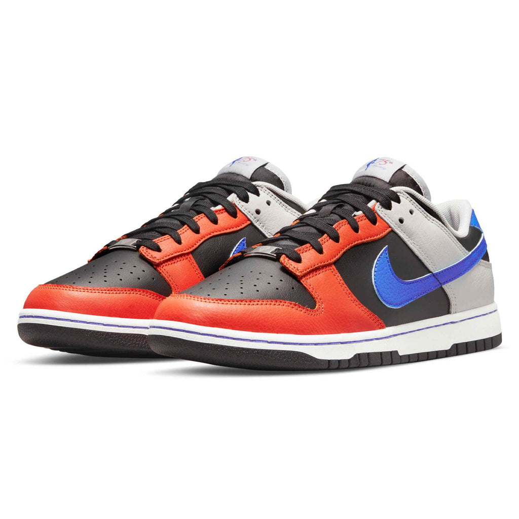 Nike NBA x Dunk Low EMB '75th Anniversary - Knicks' — UK 3 | EU 35.5 | US 3.5 — Side View